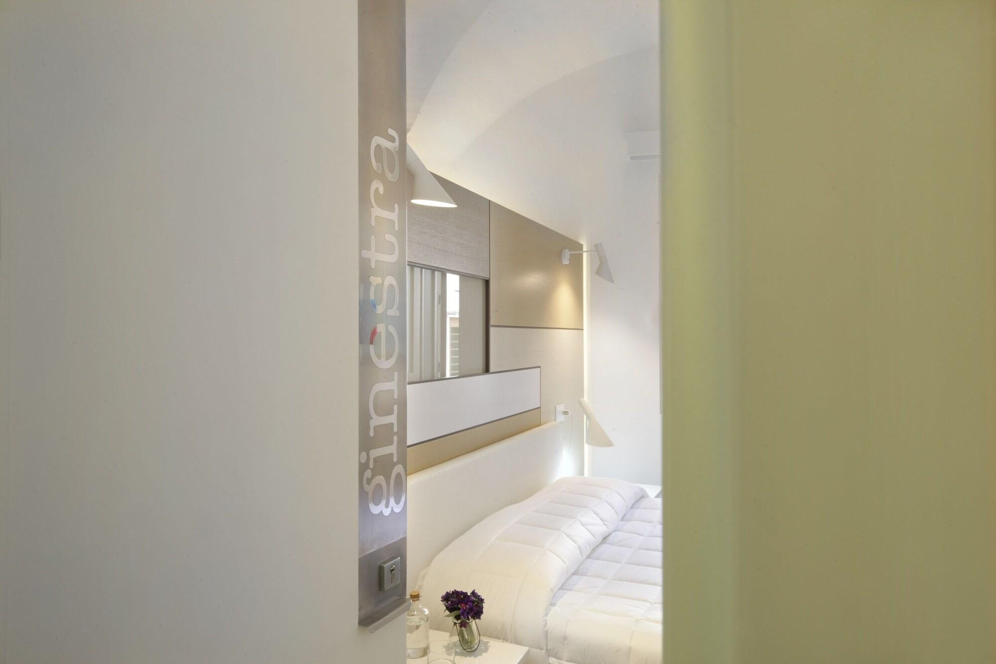 Santacroce Luxury Rooms Lecce Extérieur photo