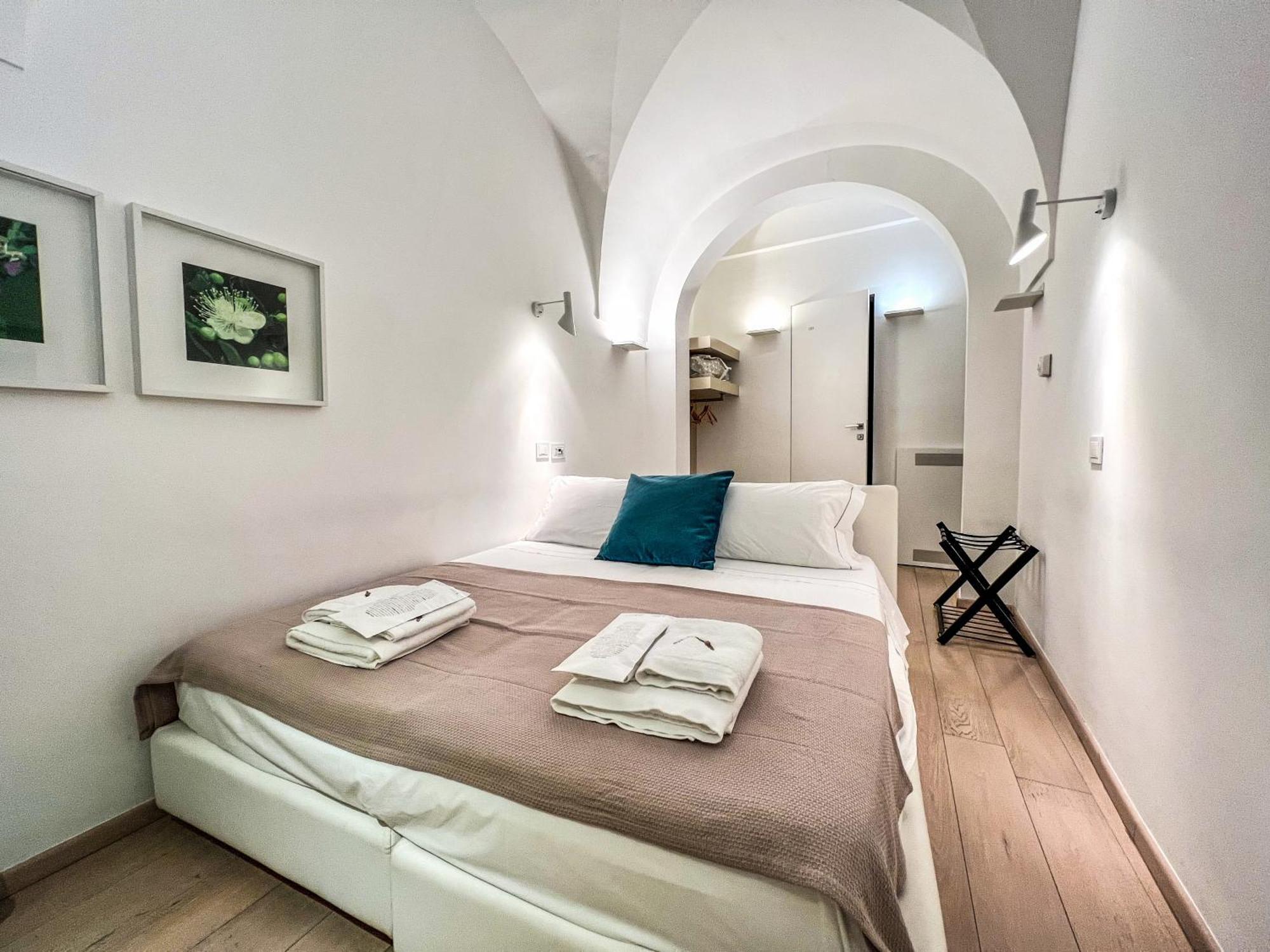 Santacroce Luxury Rooms Lecce Extérieur photo