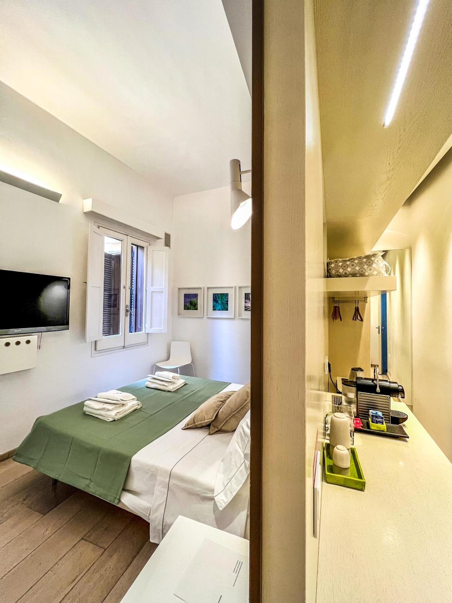 Santacroce Luxury Rooms Lecce Extérieur photo