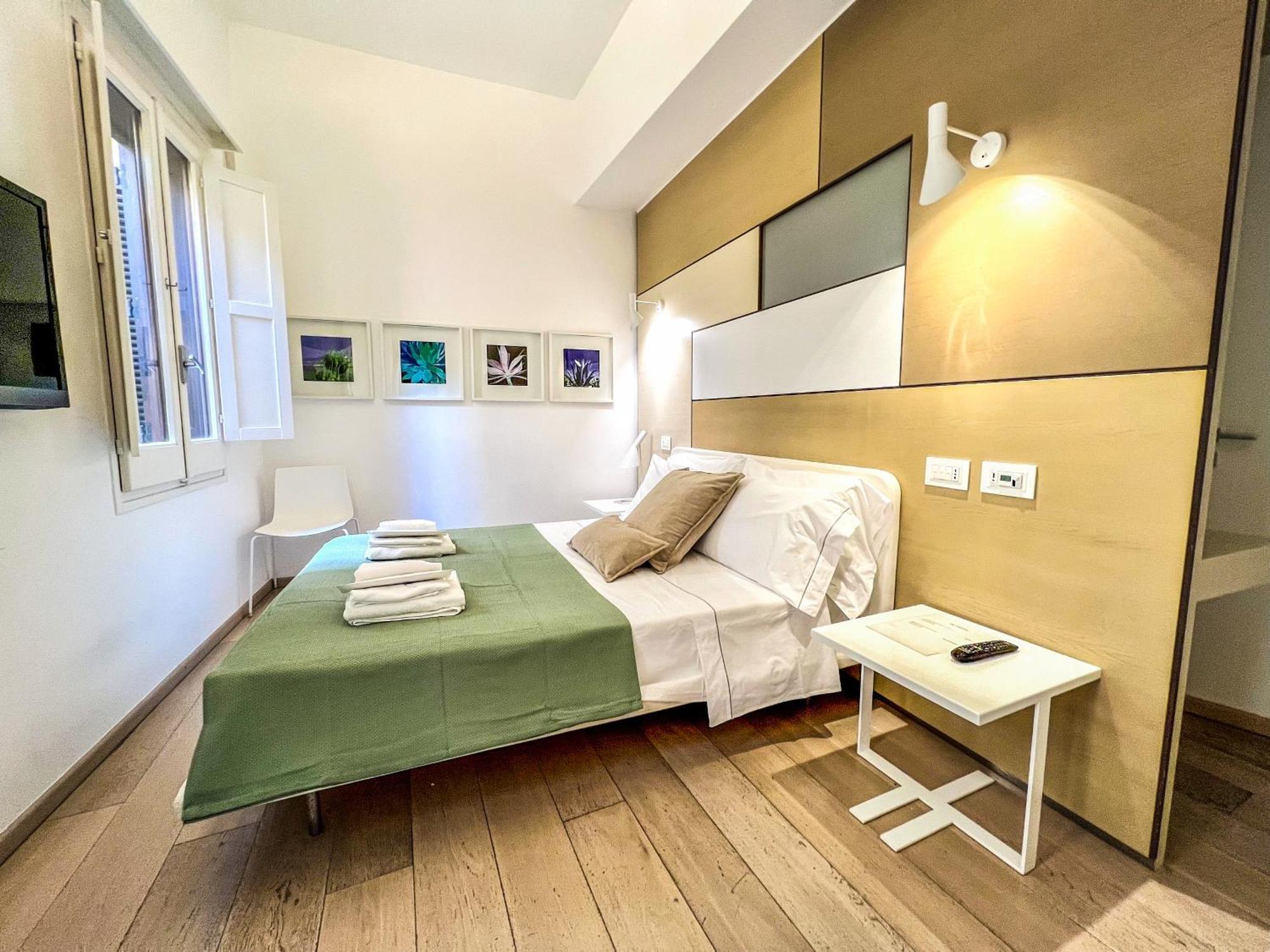 Santacroce Luxury Rooms Lecce Extérieur photo