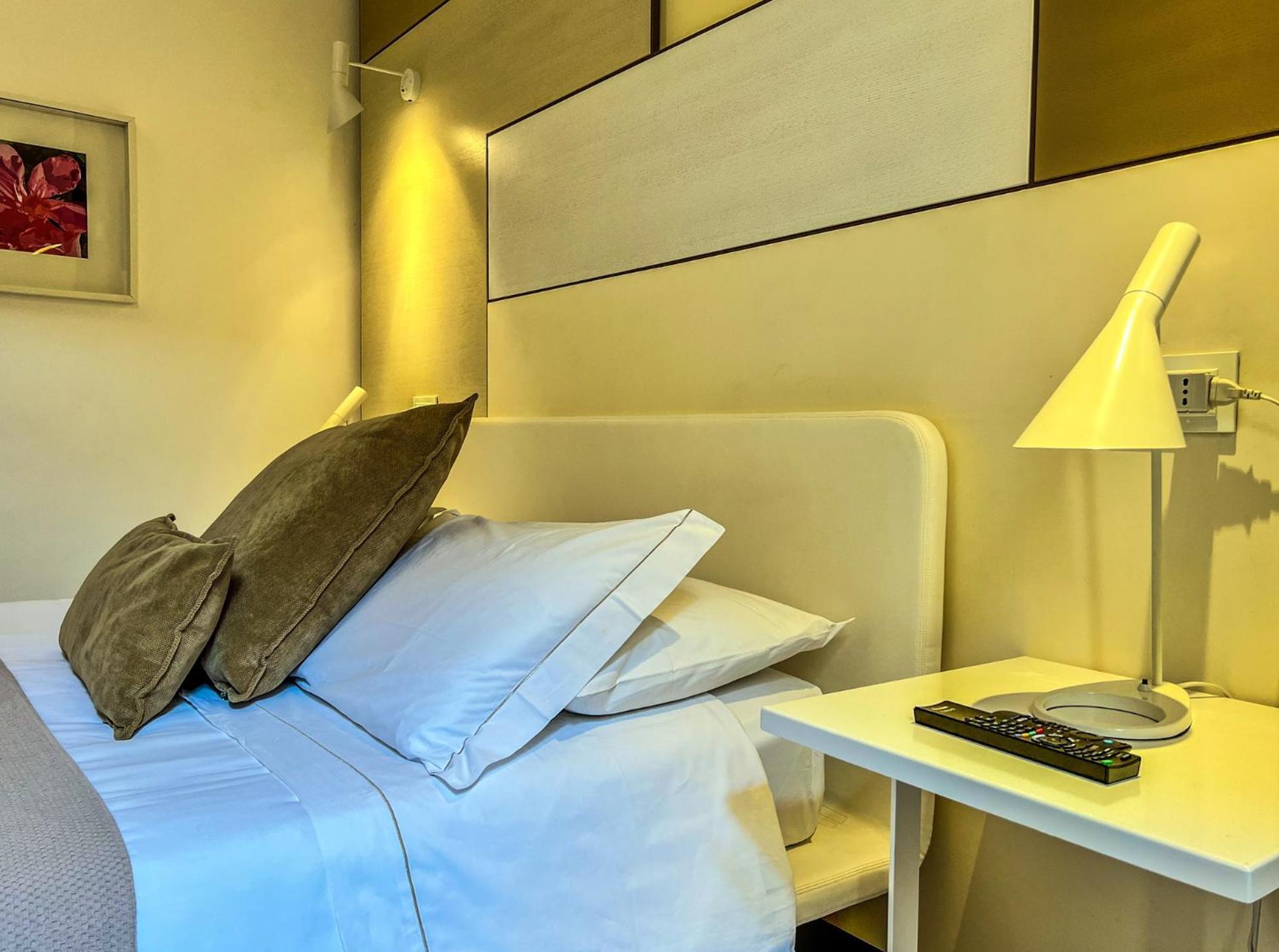 Santacroce Luxury Rooms Lecce Extérieur photo