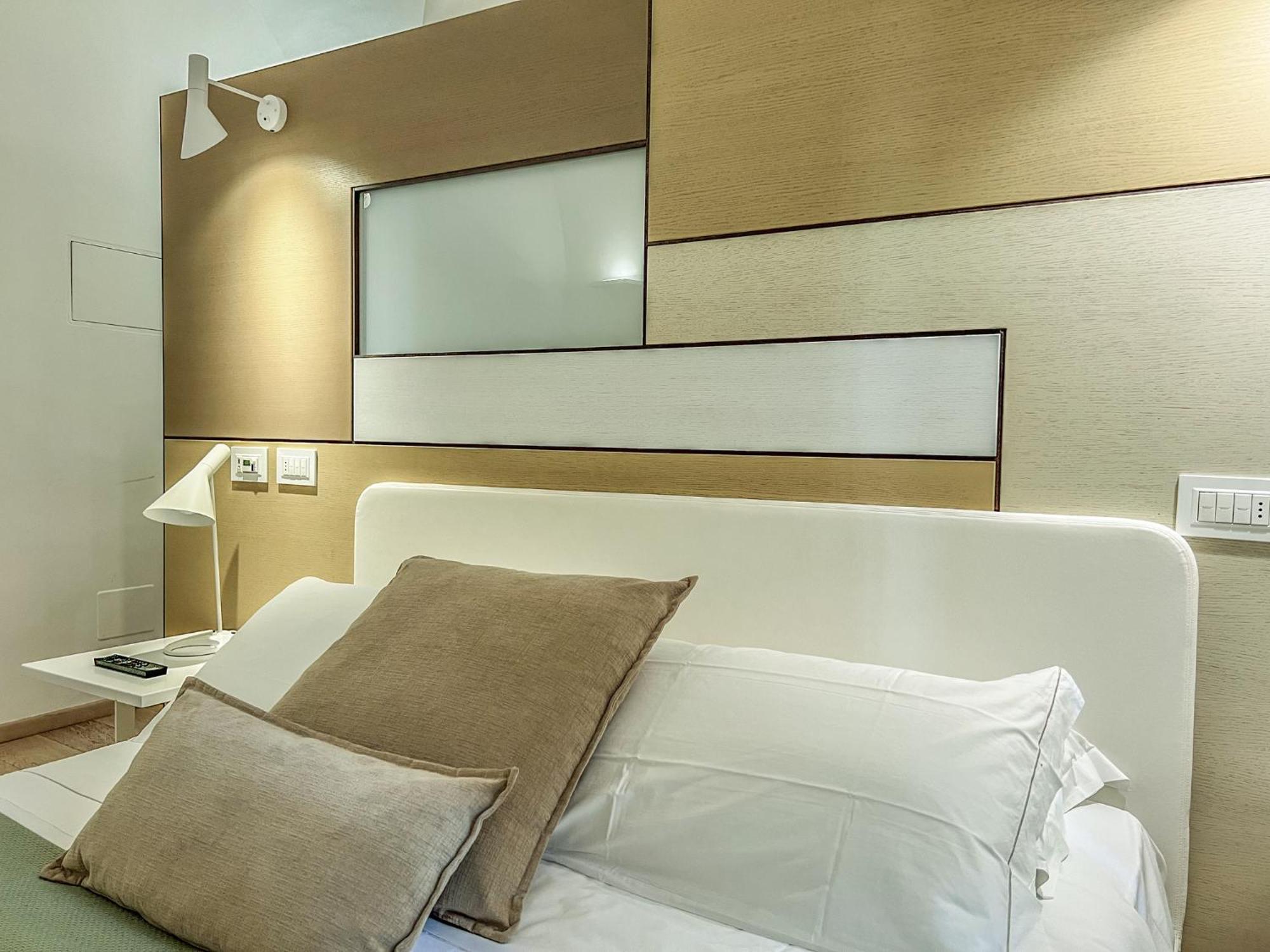 Santacroce Luxury Rooms Lecce Extérieur photo