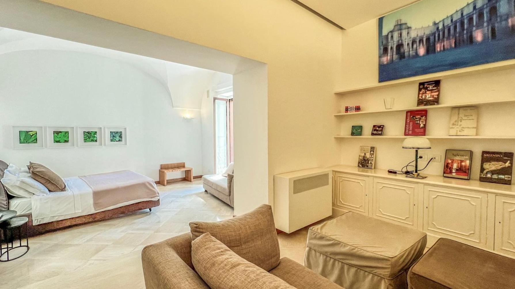 Santacroce Luxury Rooms Lecce Extérieur photo